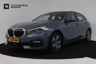 BMW 1-serie 118i Business Edition (NAVIGATIE, PARKEERSENSOREN, CRUISE CONTROL)