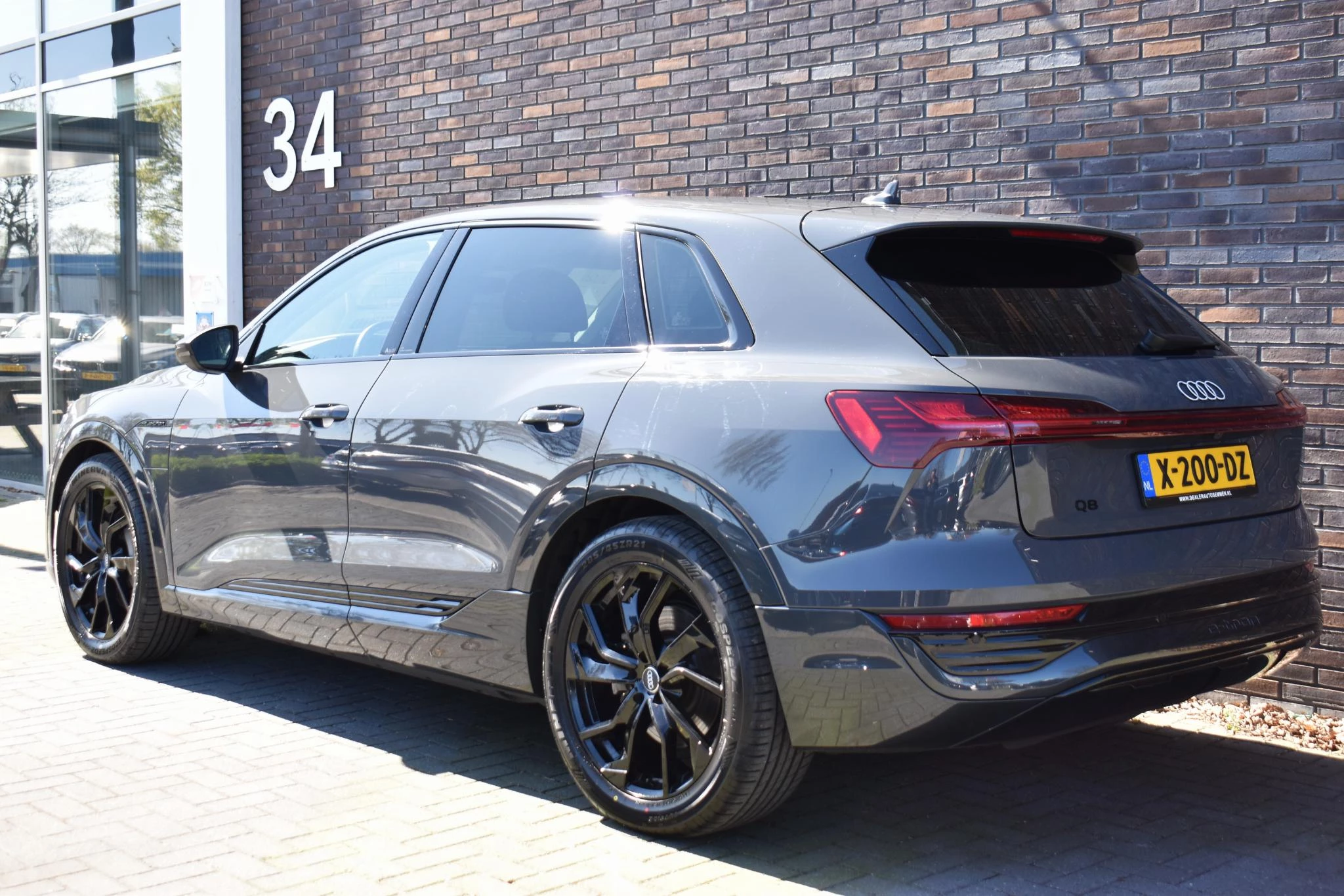 Hoofdafbeelding Audi Q8 e-tron
