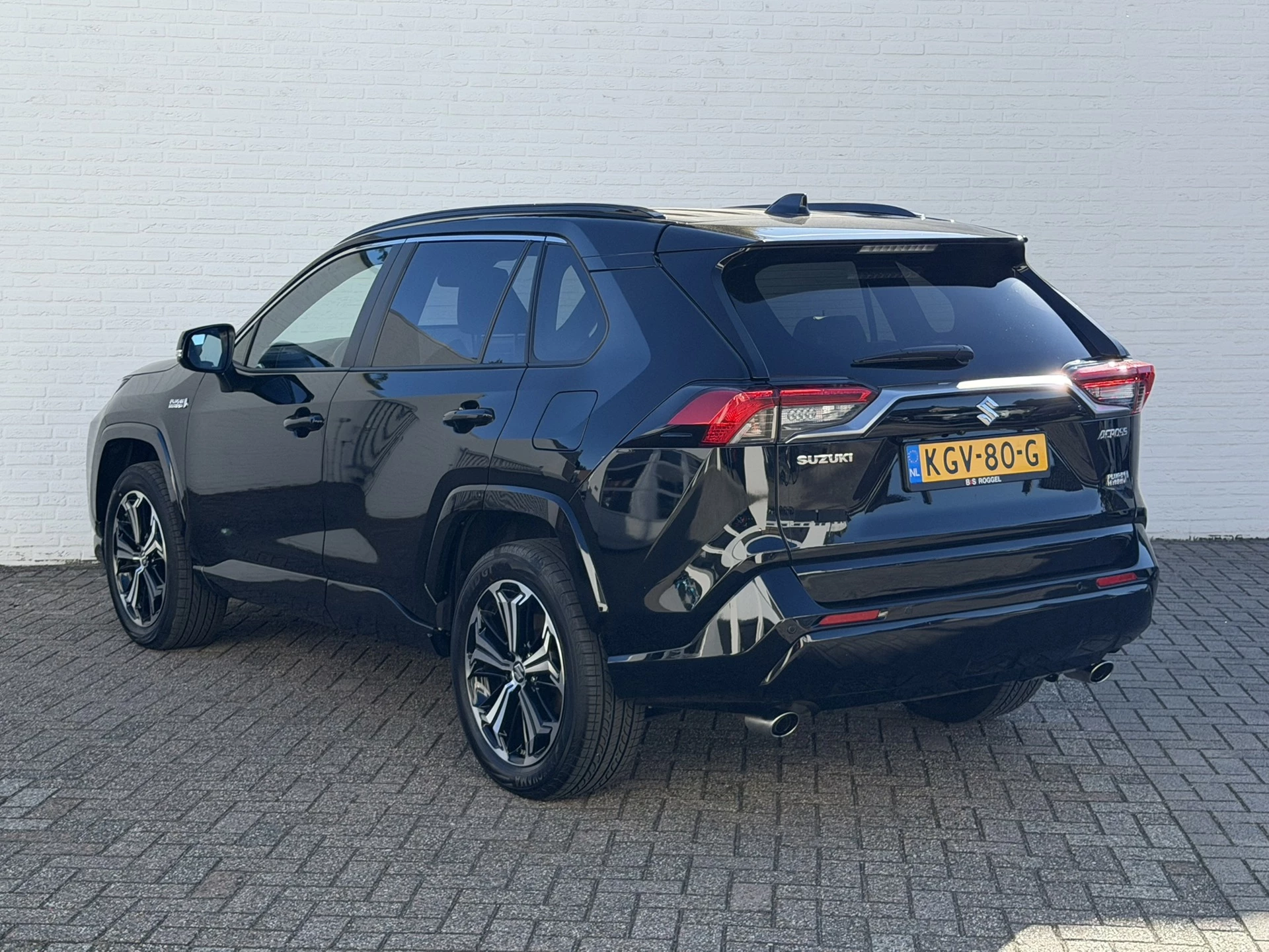 Hoofdafbeelding Suzuki Across