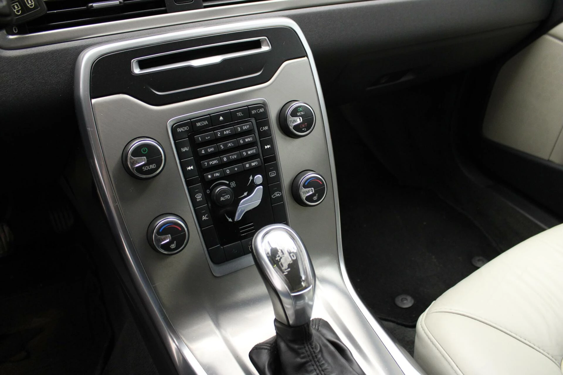 Hoofdafbeelding Volvo V70