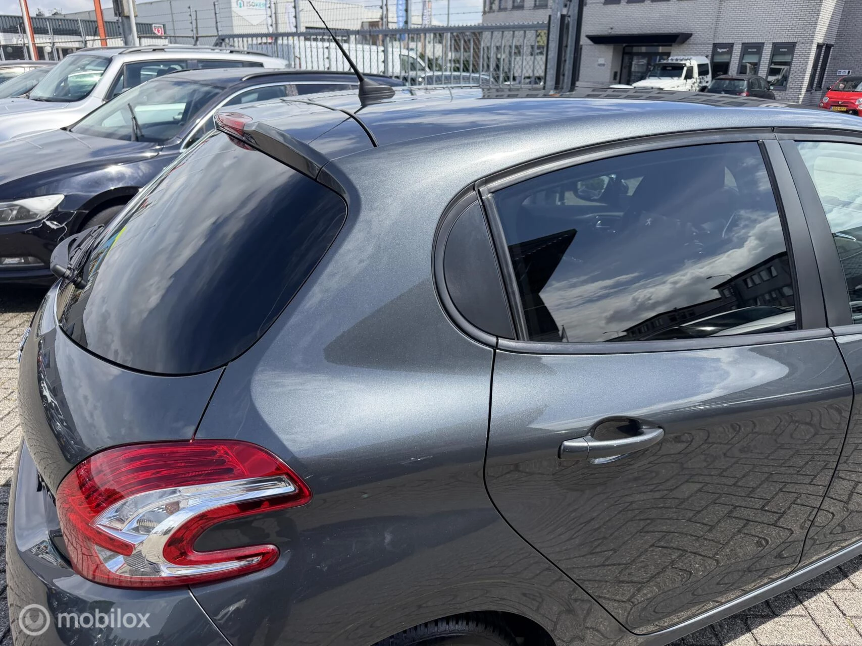 Hoofdafbeelding Peugeot 208