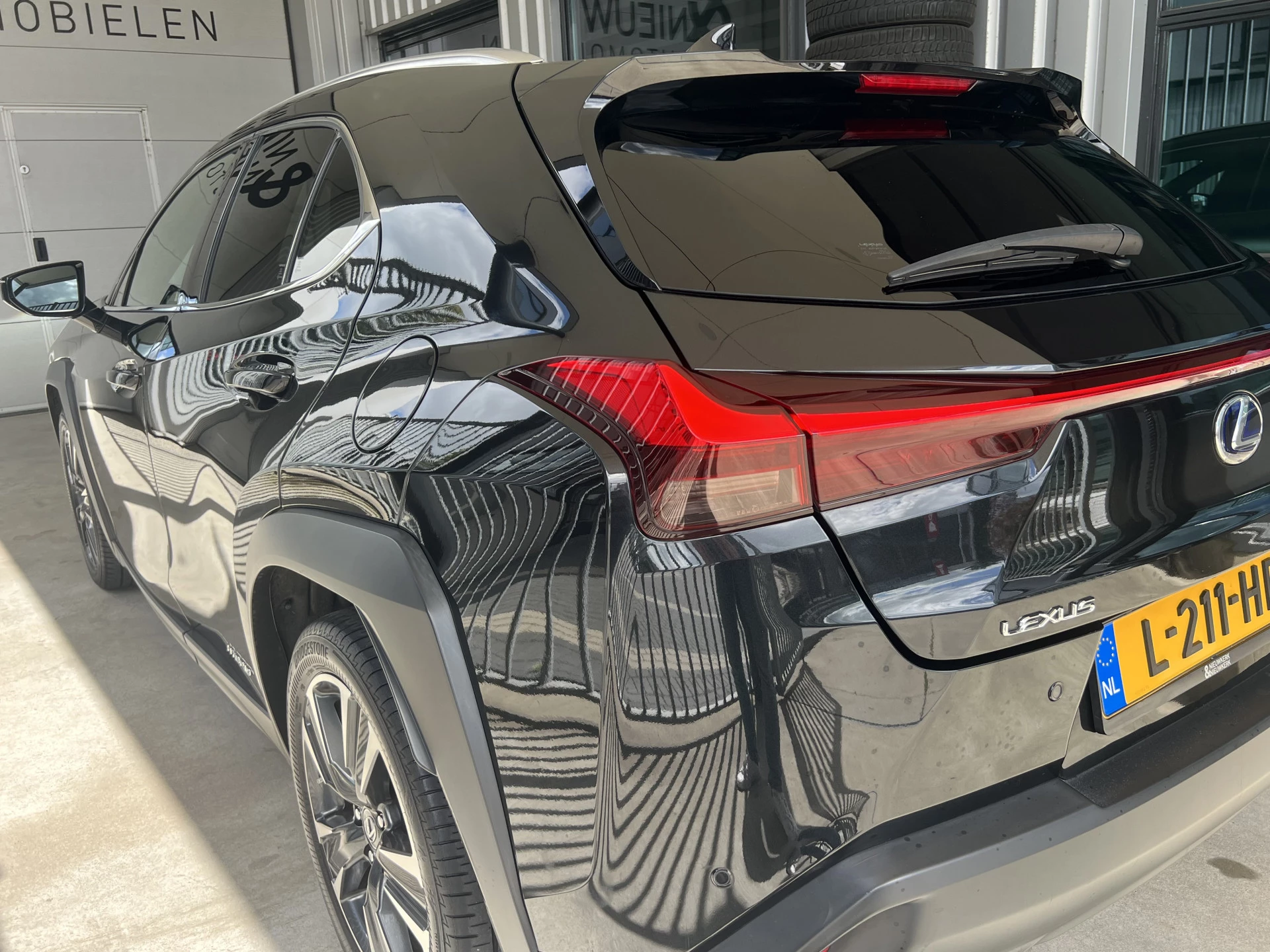 Hoofdafbeelding Lexus UX