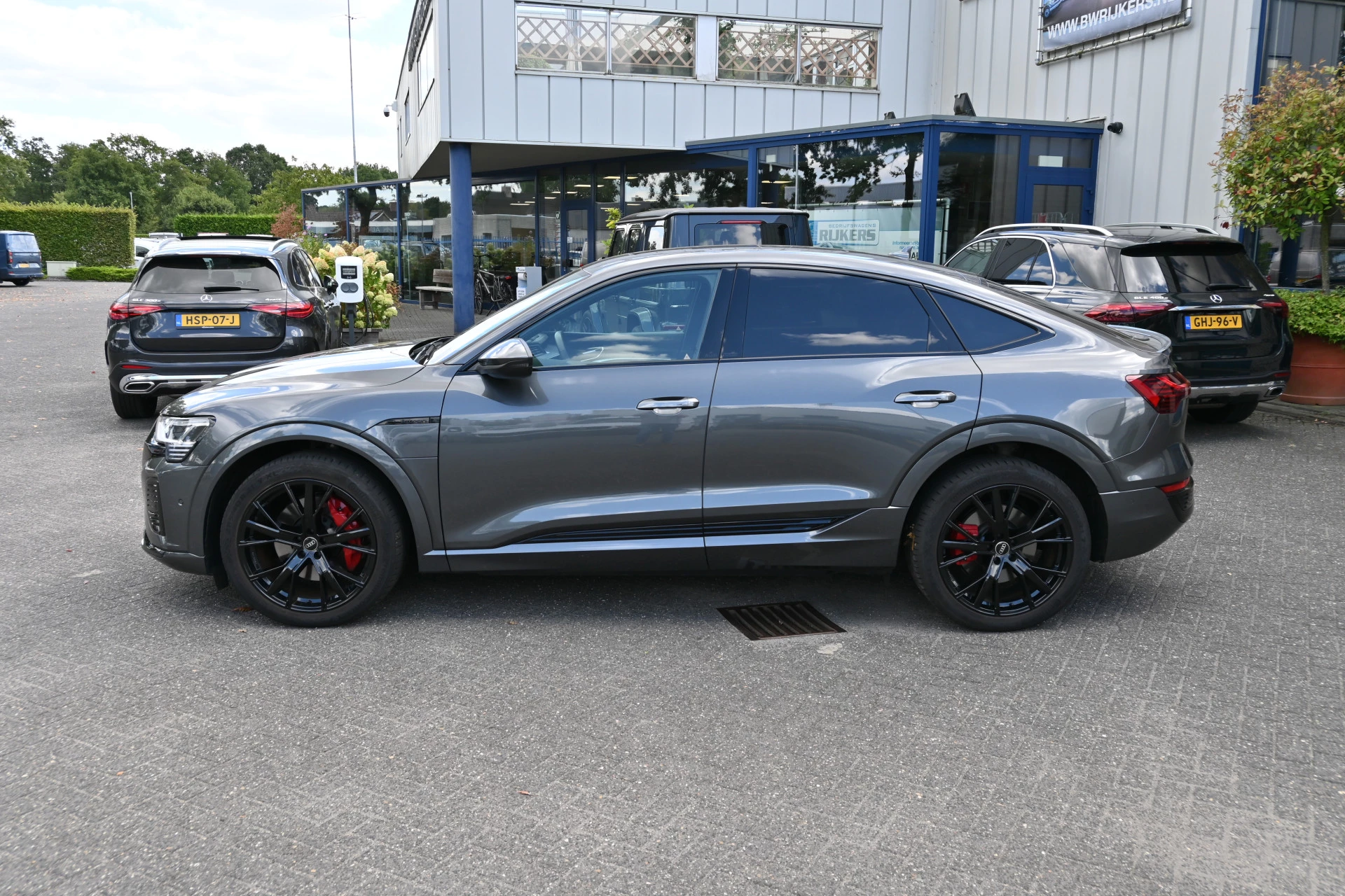 Hoofdafbeelding Audi Q8 Sportback e-tron
