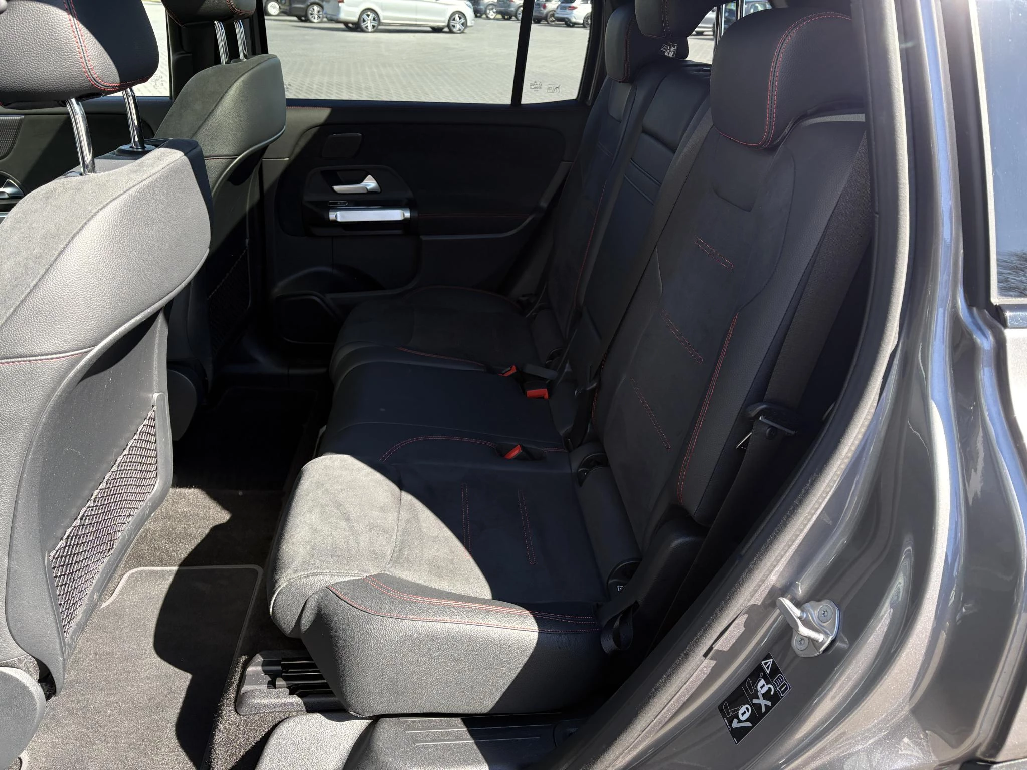 Hoofdafbeelding Mercedes-Benz EQB