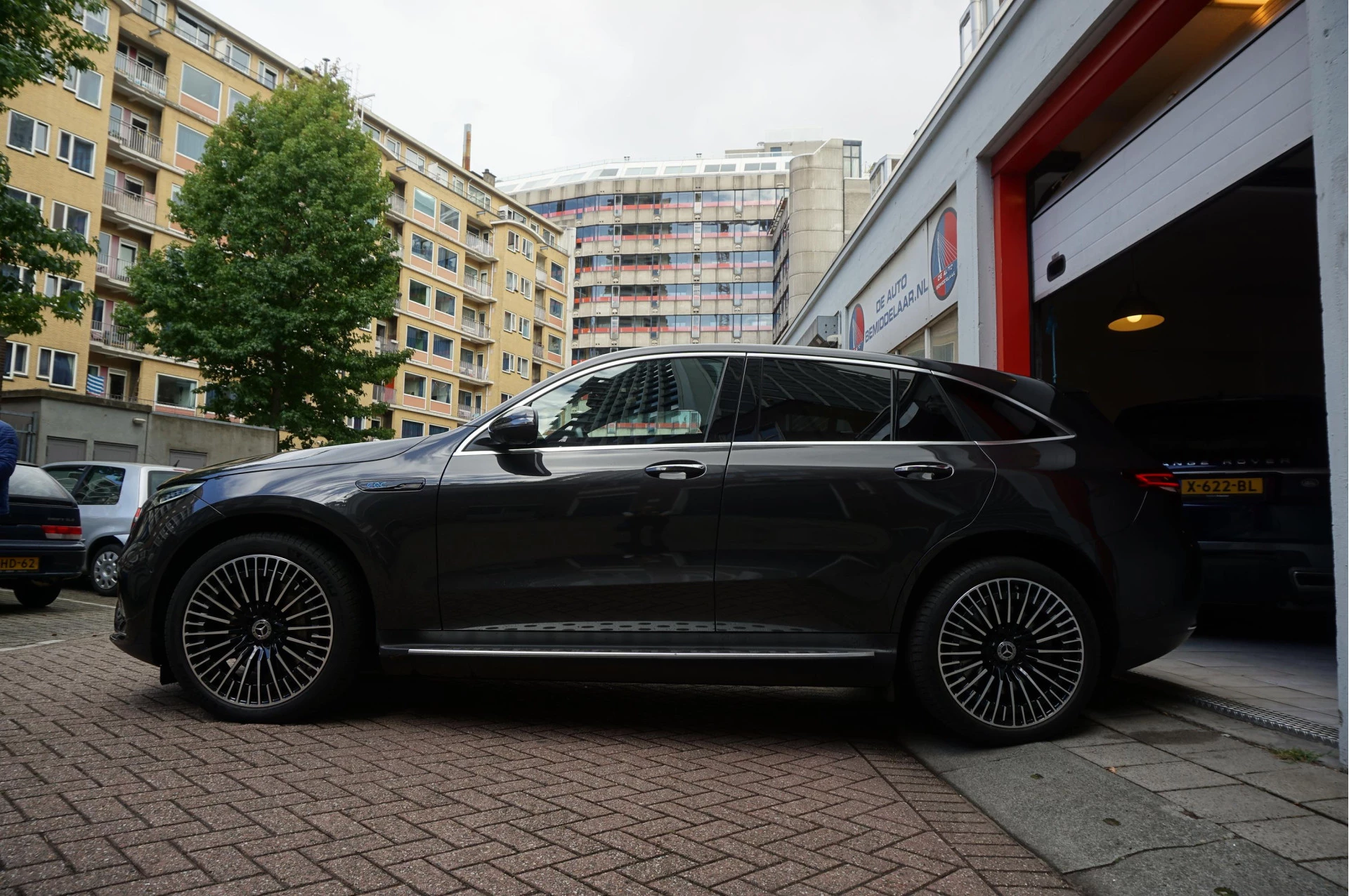 Hoofdafbeelding Mercedes-Benz EQC