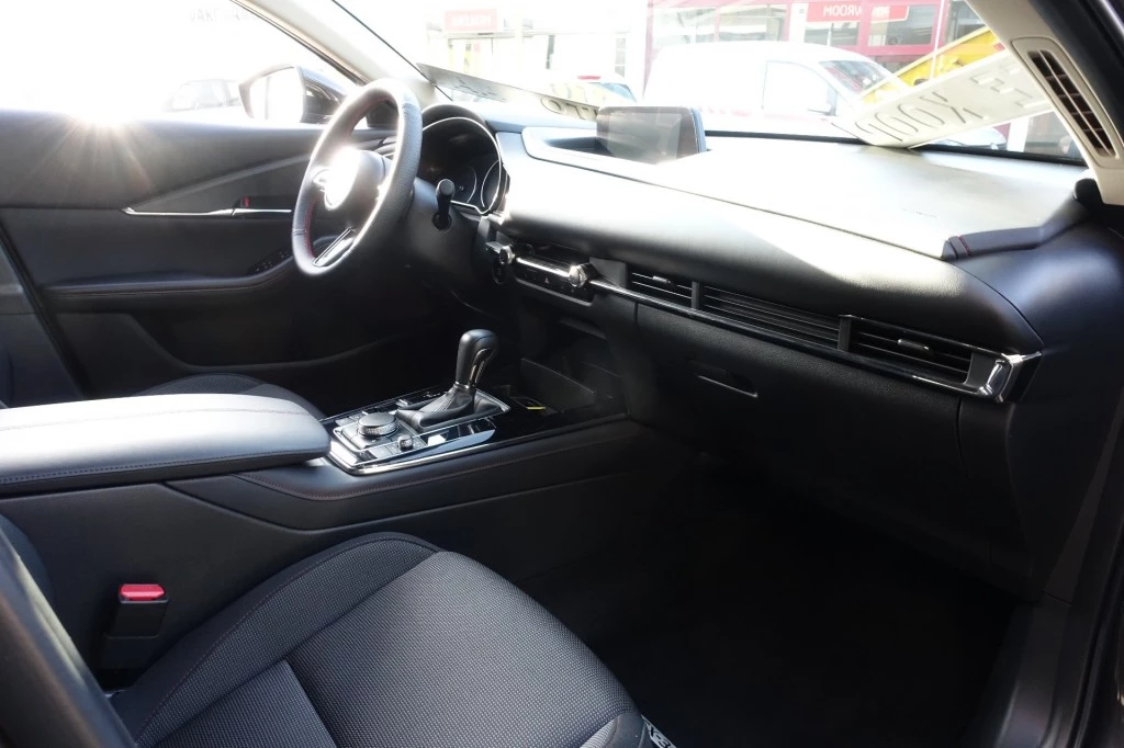 Hoofdafbeelding Mazda CX-30