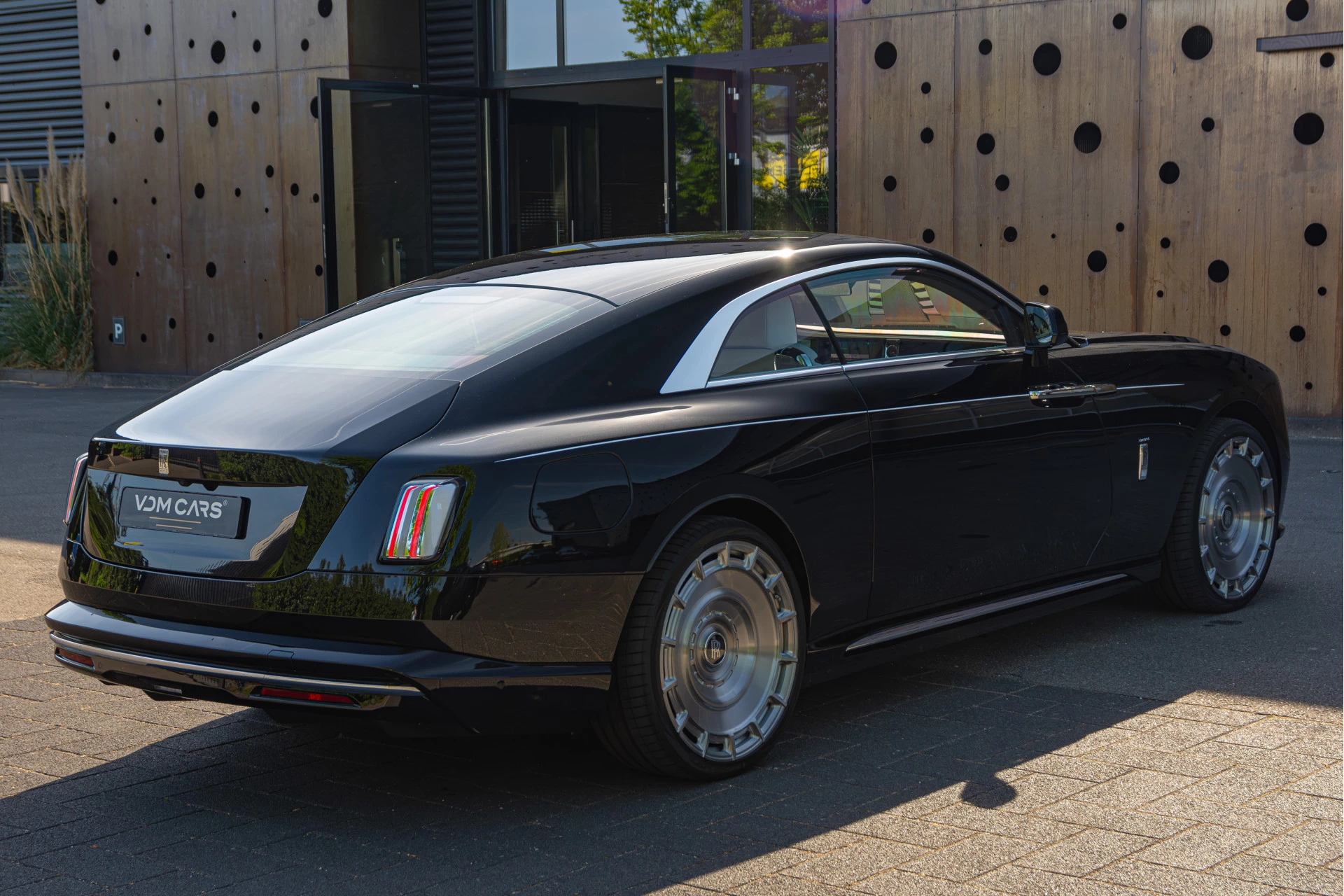 Hoofdafbeelding Rolls-Royce Spectre