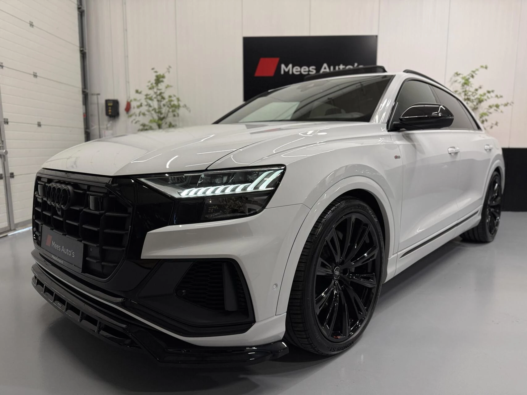 Hoofdafbeelding Audi Q8