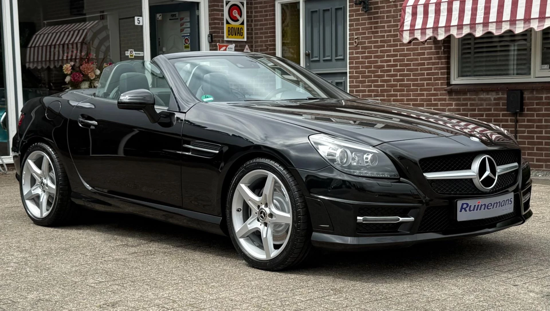 Hoofdafbeelding Mercedes-Benz SLK