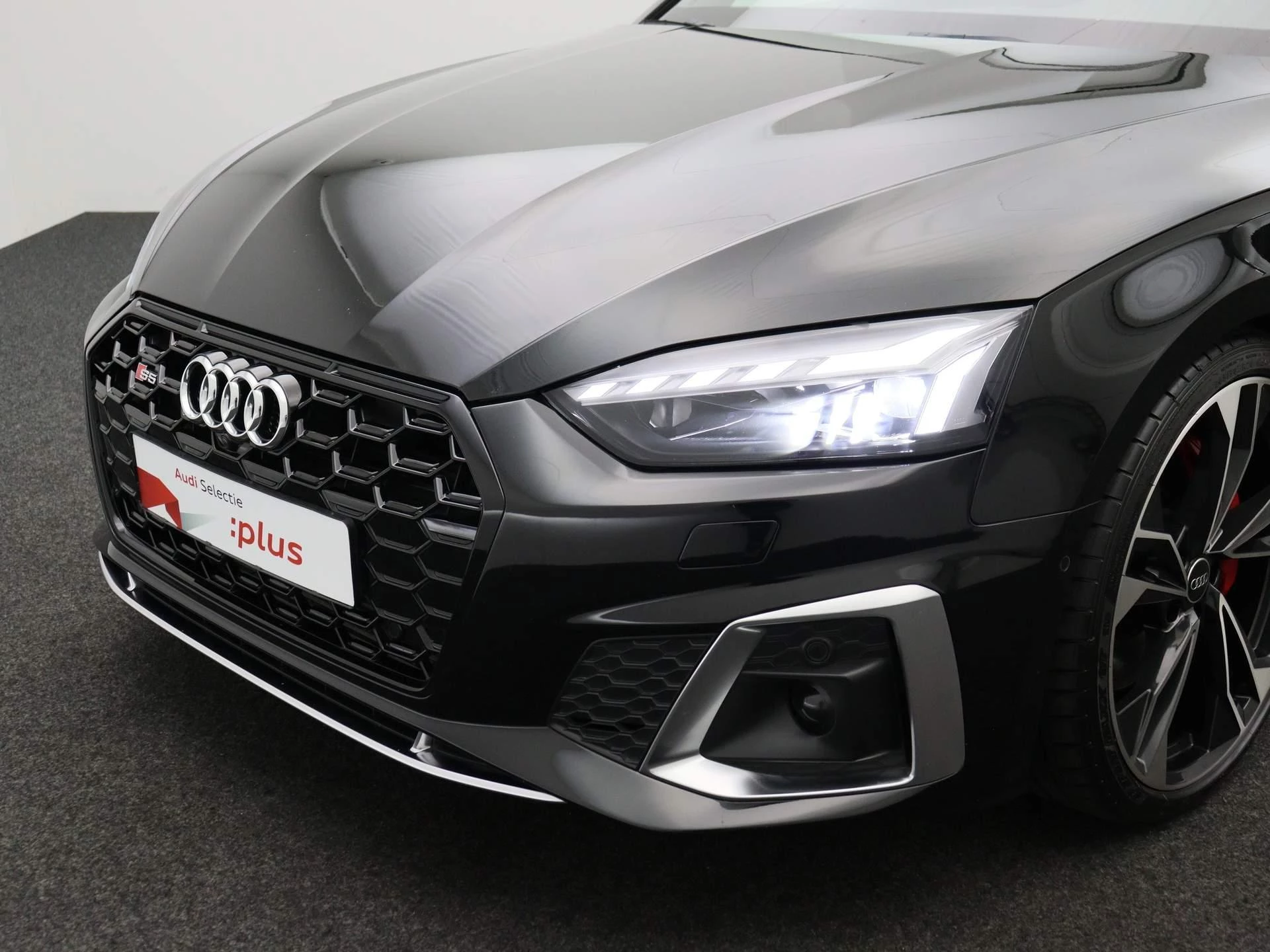 Hoofdafbeelding Audi S5