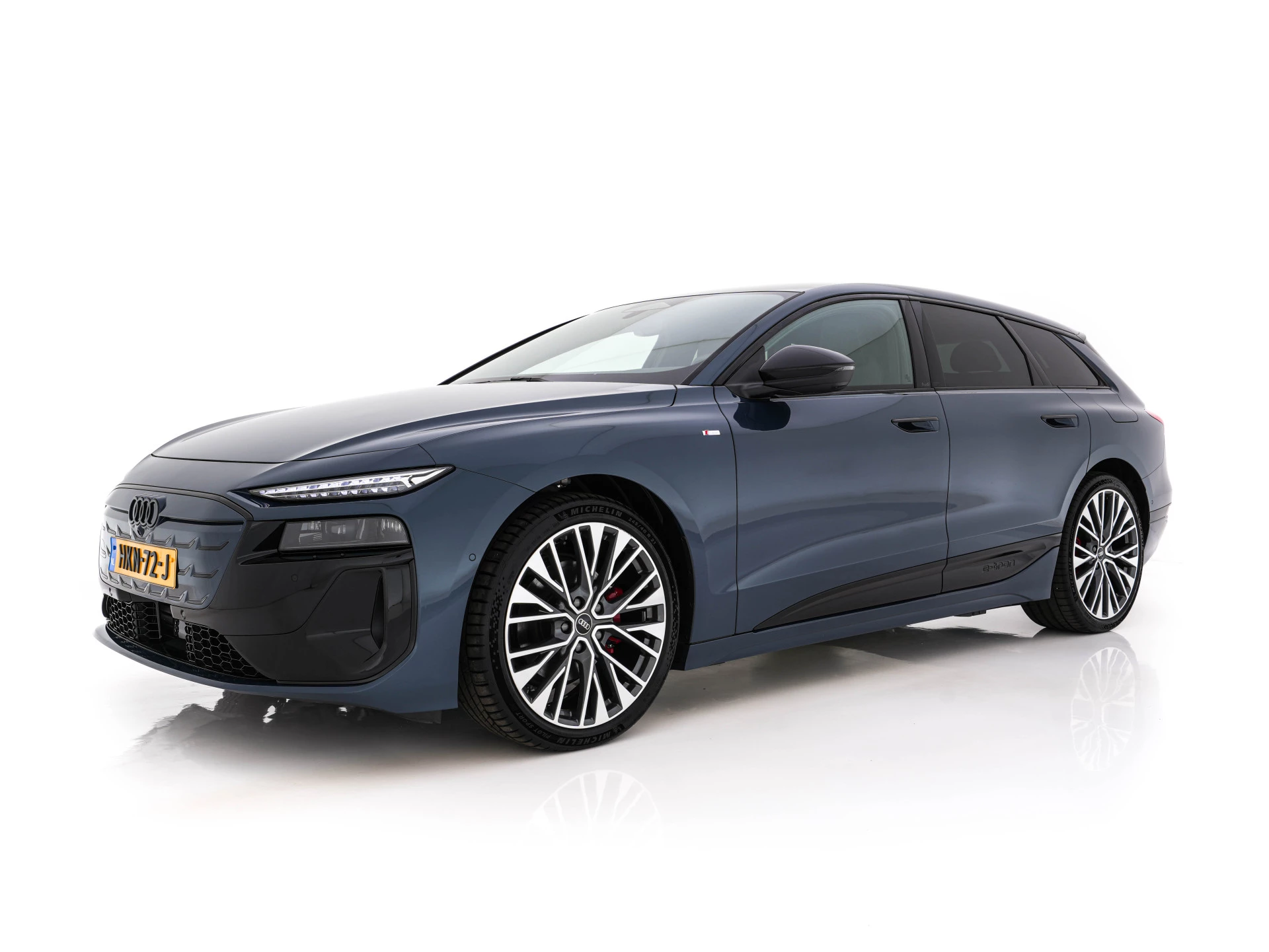 Hoofdafbeelding Audi A6 Avant e-tron
