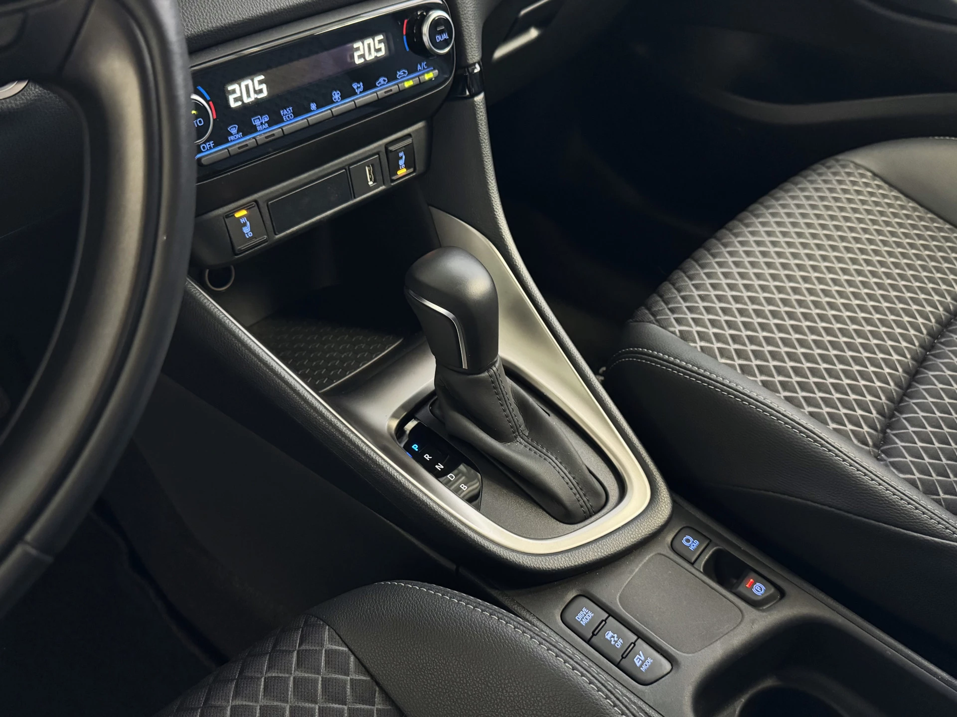 Hoofdafbeelding Mazda 2 Hybrid