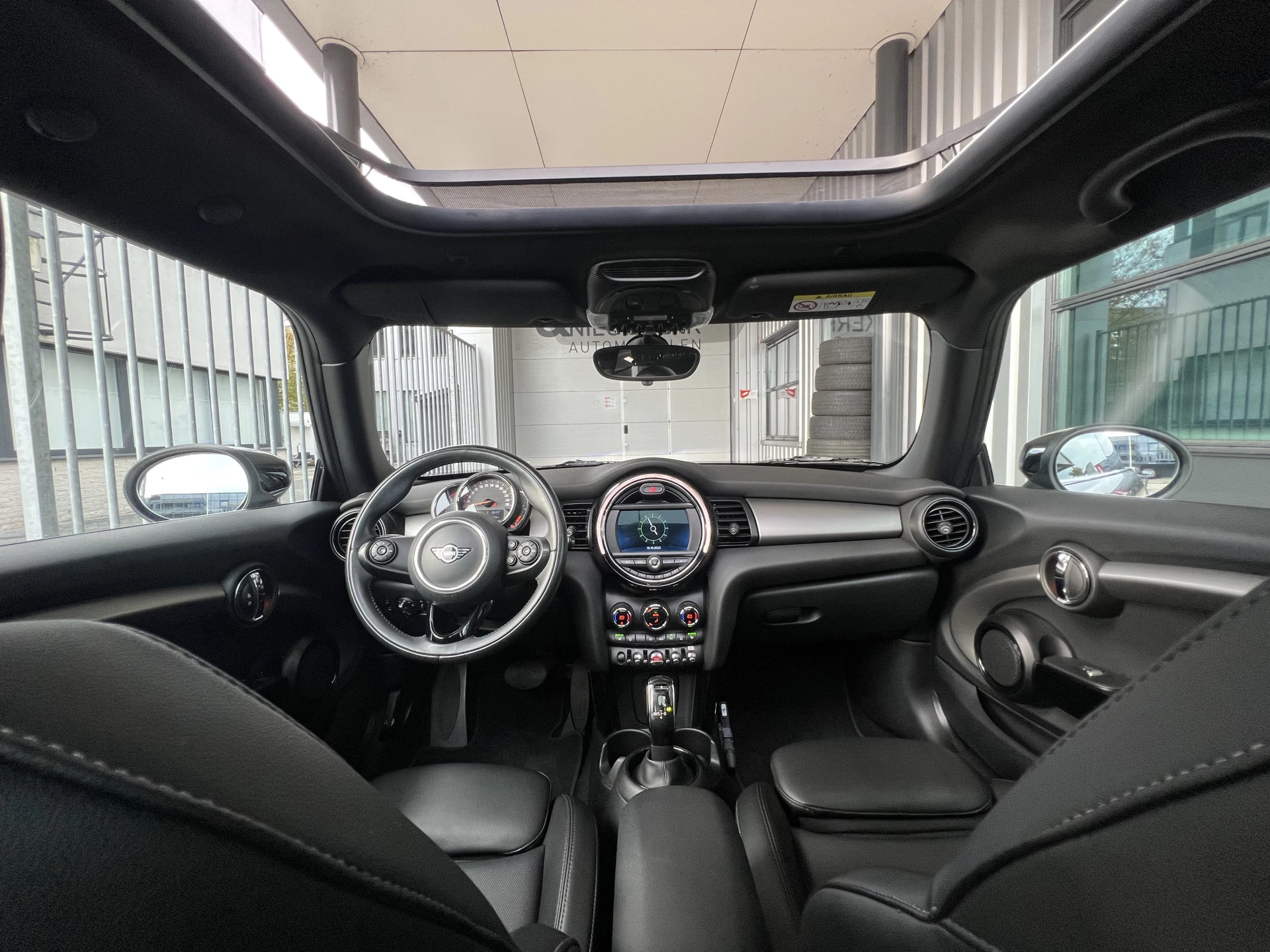 Hoofdafbeelding MINI Cooper