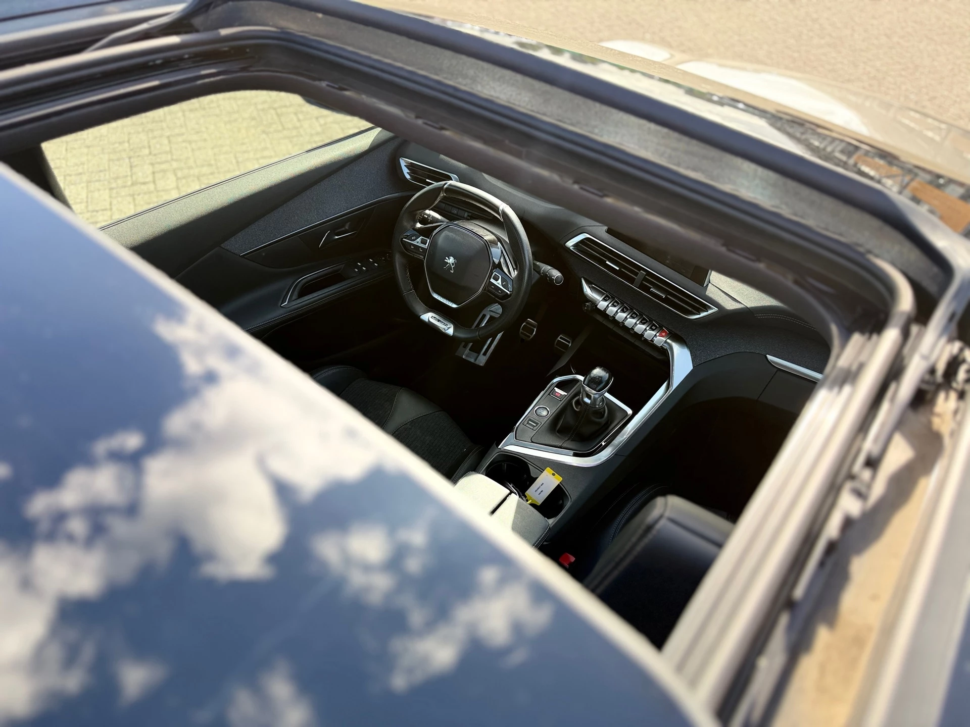 Hoofdafbeelding Peugeot 5008