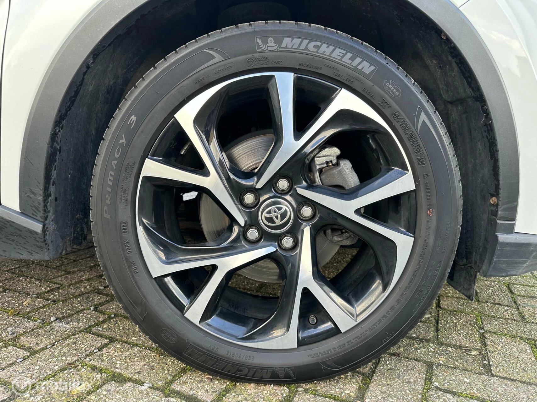 Hoofdafbeelding Toyota C-HR