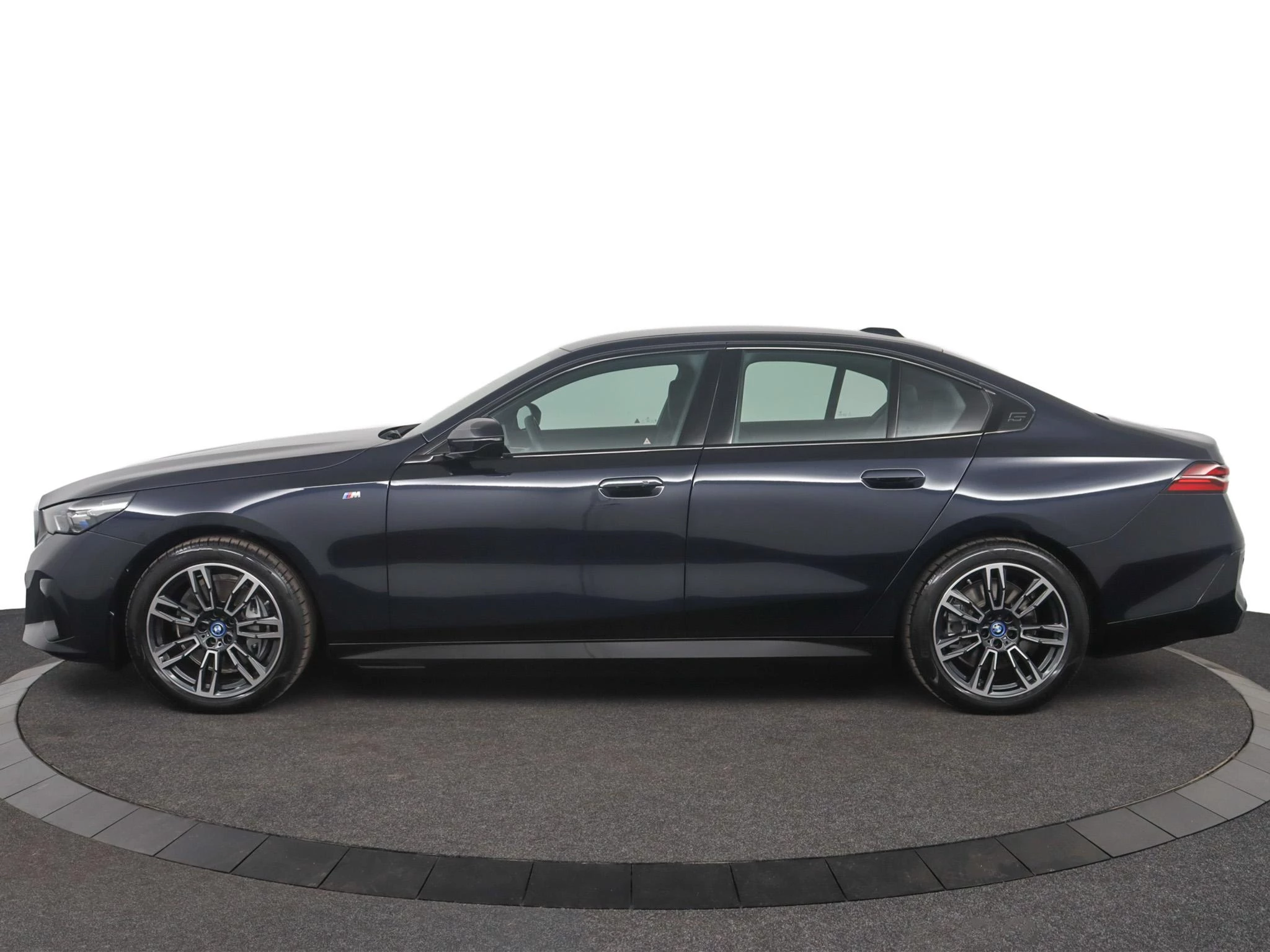 Hoofdafbeelding BMW i5