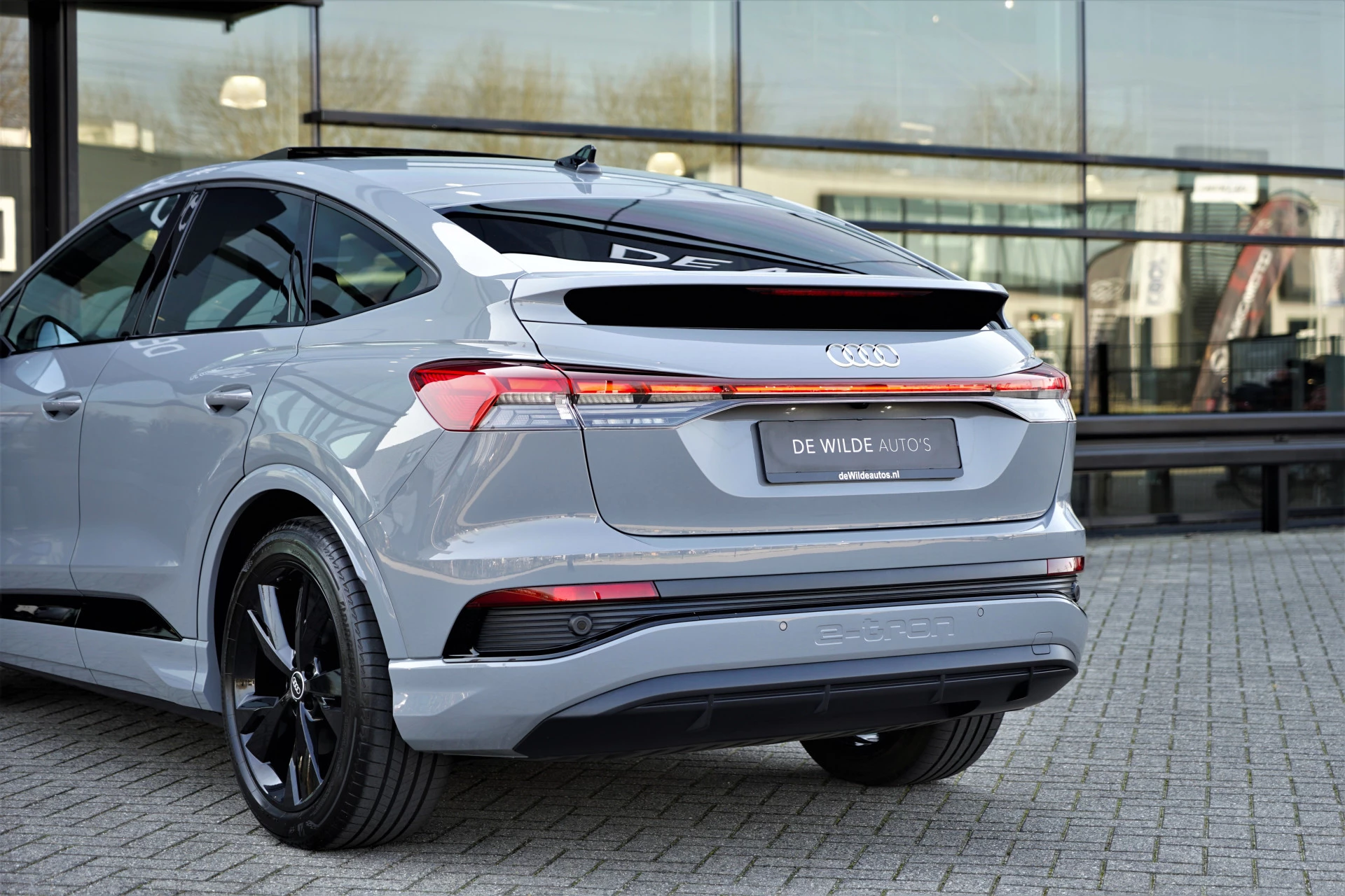 Hoofdafbeelding Audi Q4 Sportback e-tron