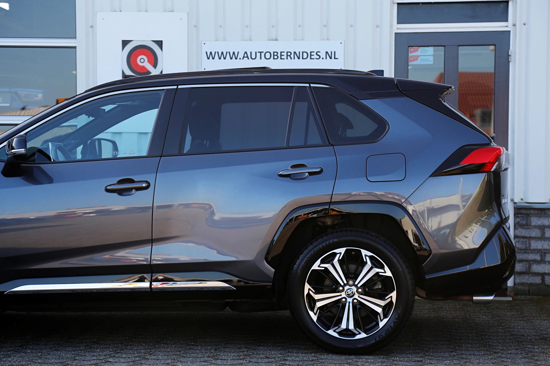 Hoofdafbeelding Toyota RAV4