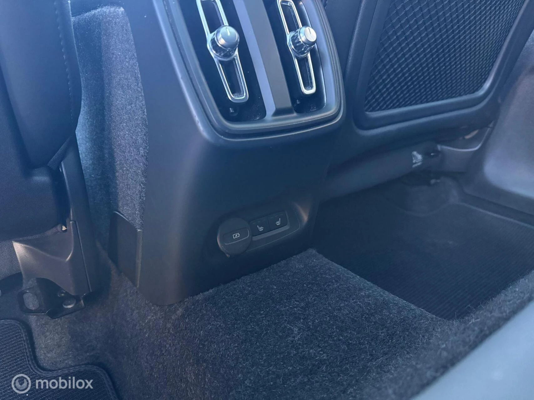 Hoofdafbeelding Volvo C40