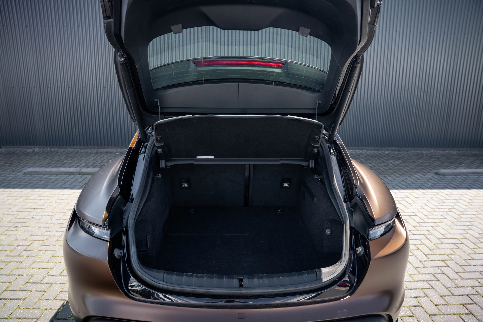 Hoofdafbeelding Porsche Taycan