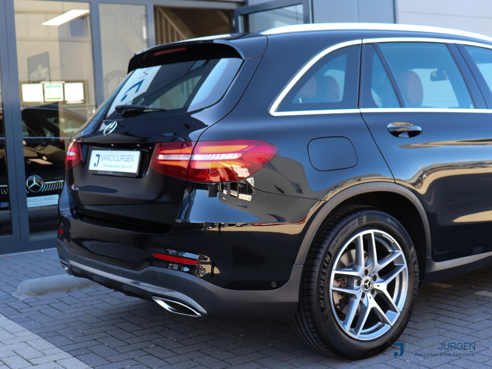 Hoofdafbeelding Mercedes-Benz GLC