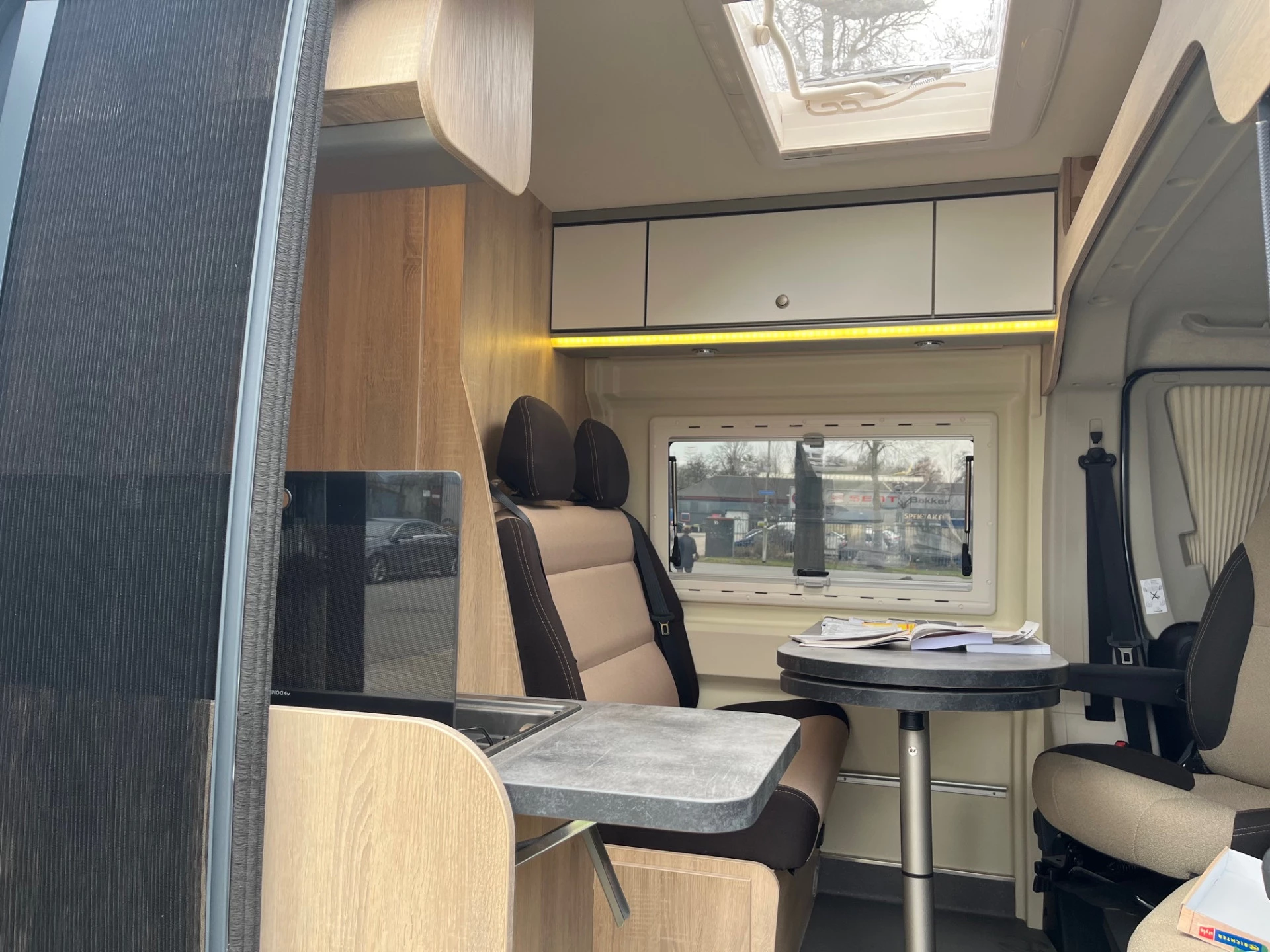 Hoofdafbeelding Citroën CLEVERvans Camperbus