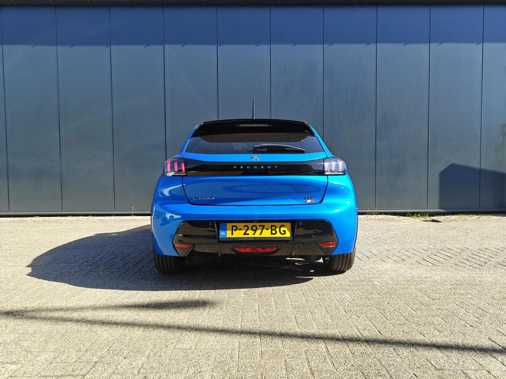 Hoofdafbeelding Peugeot e-208