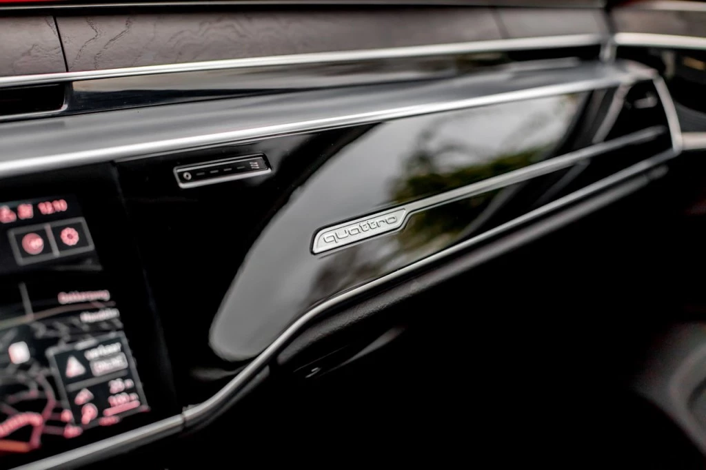 Hoofdafbeelding Audi A8