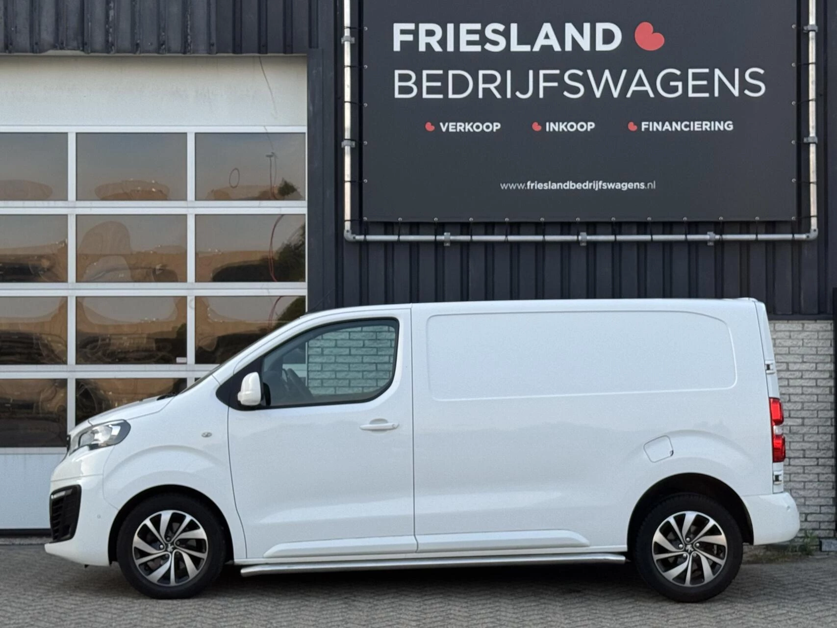 Hoofdafbeelding Peugeot Expert