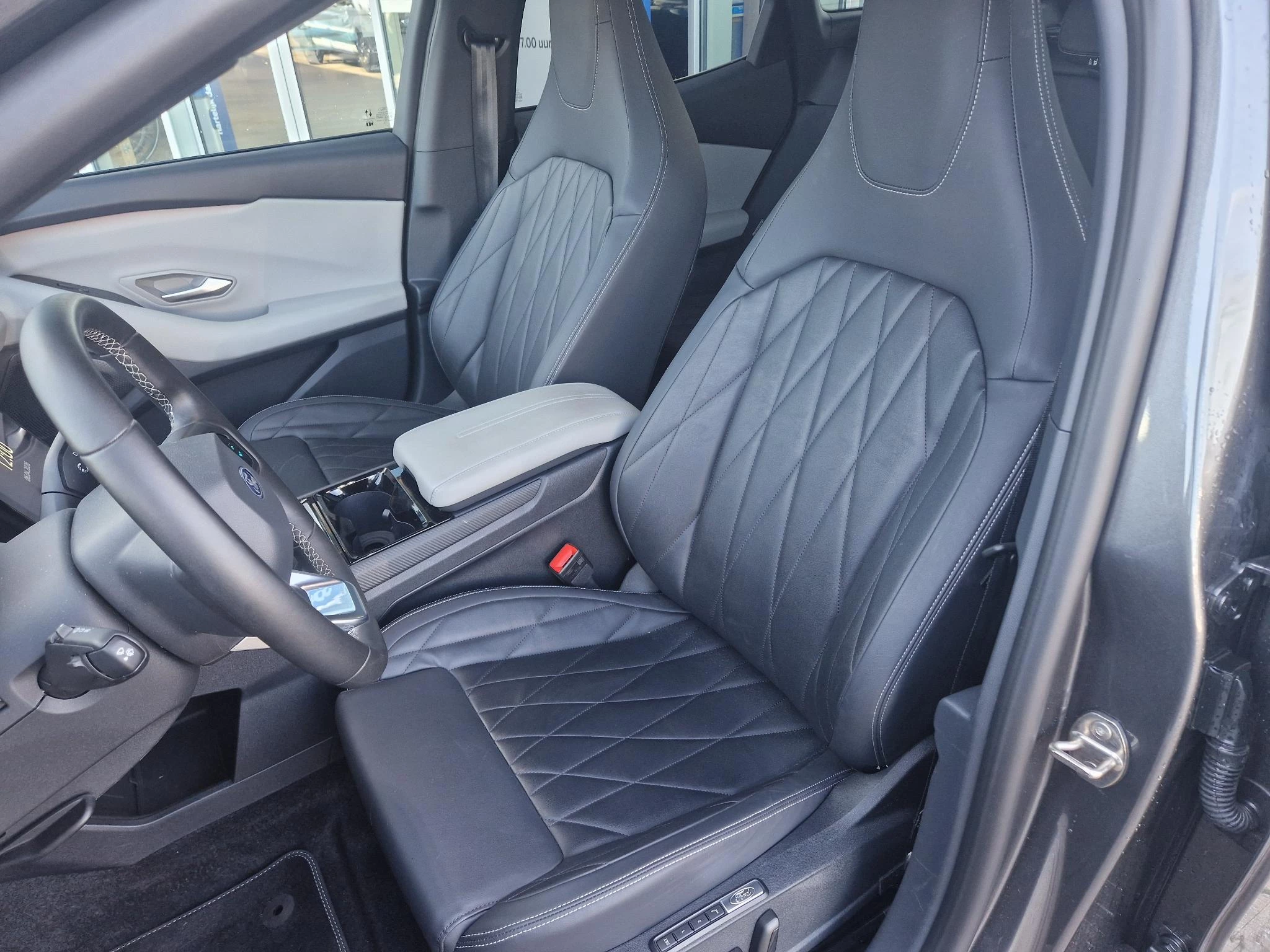 Hoofdafbeelding Ford Explorer