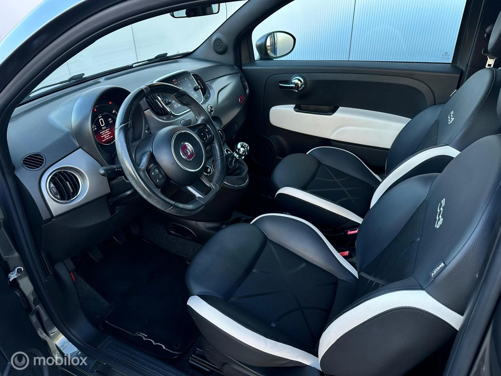 Hoofdafbeelding Fiat 500C