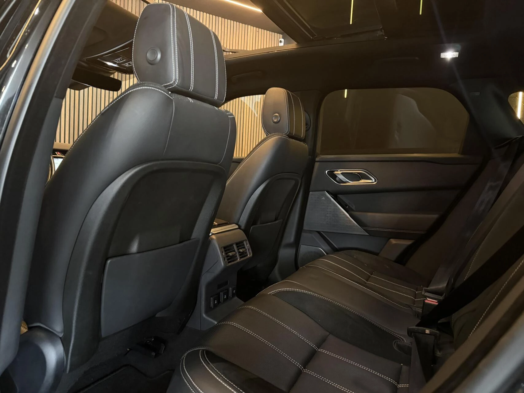 Hoofdafbeelding Land Rover Range Rover Velar