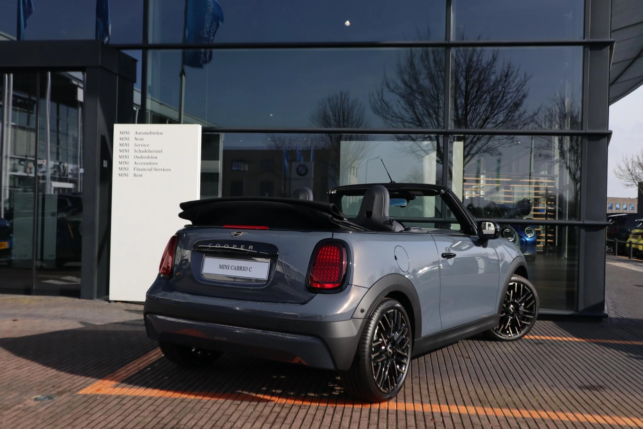 Hoofdafbeelding MINI Cooper Cabrio
