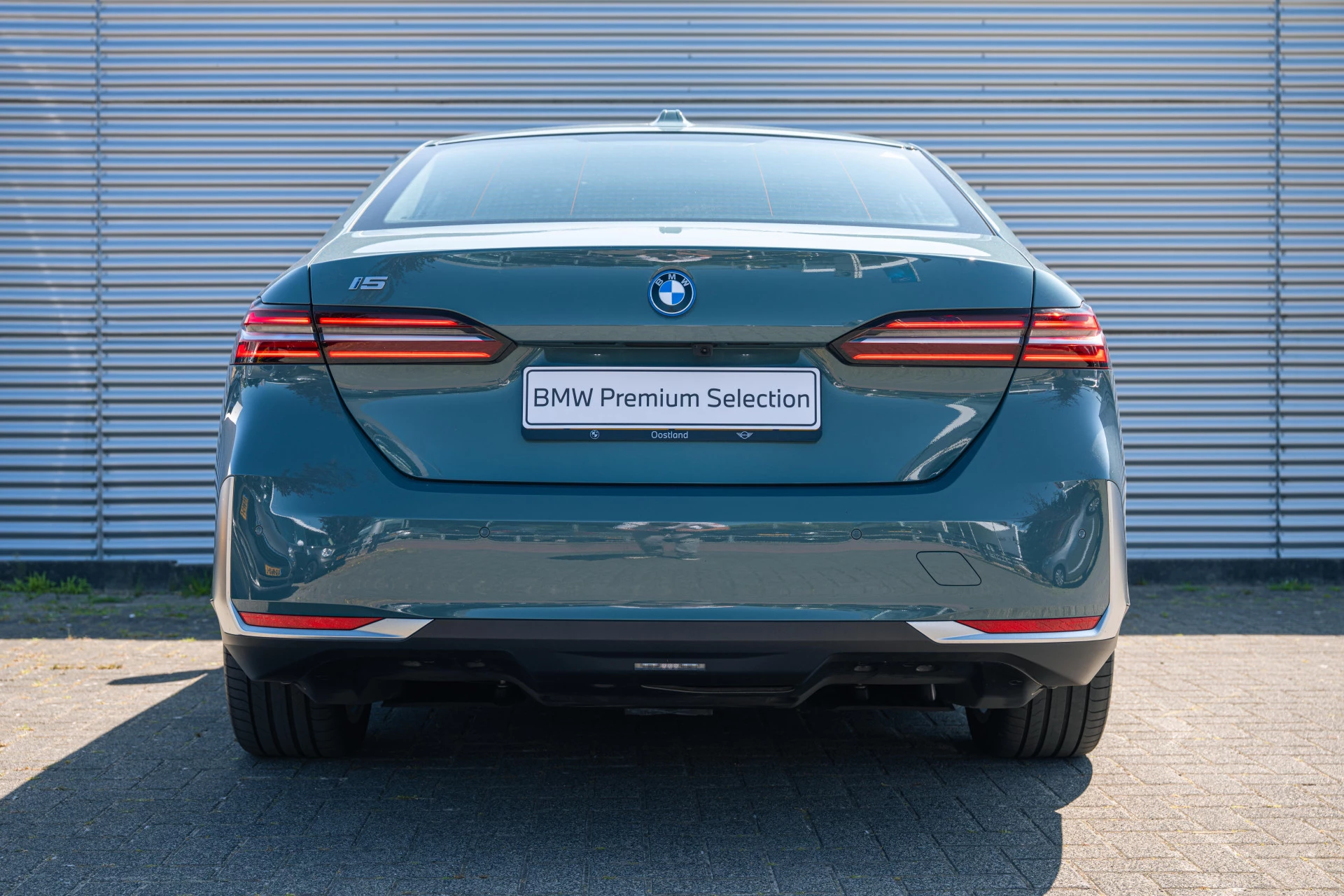 Hoofdafbeelding BMW i5