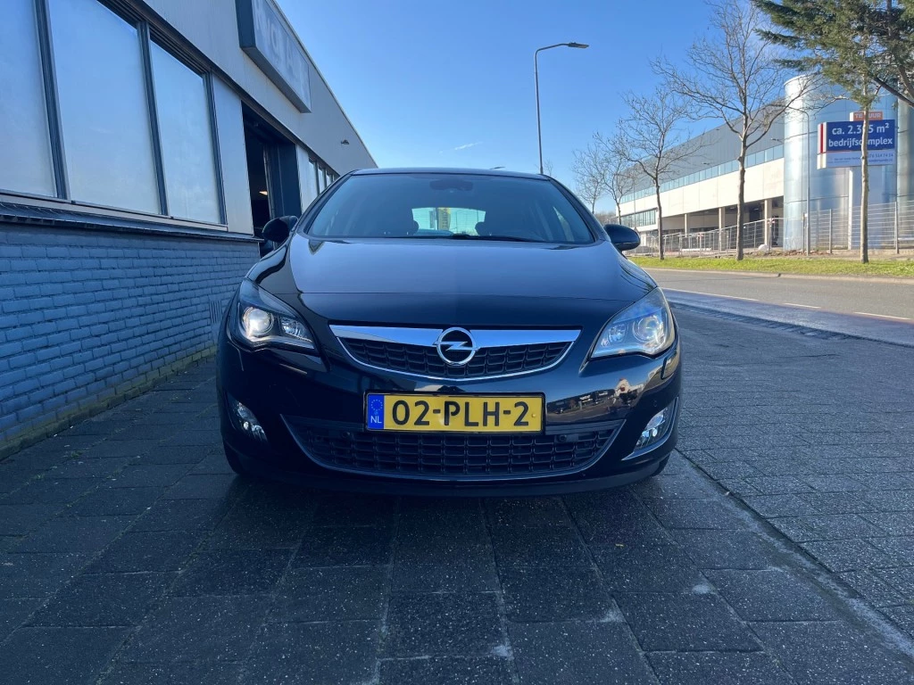 Hoofdafbeelding Opel Astra