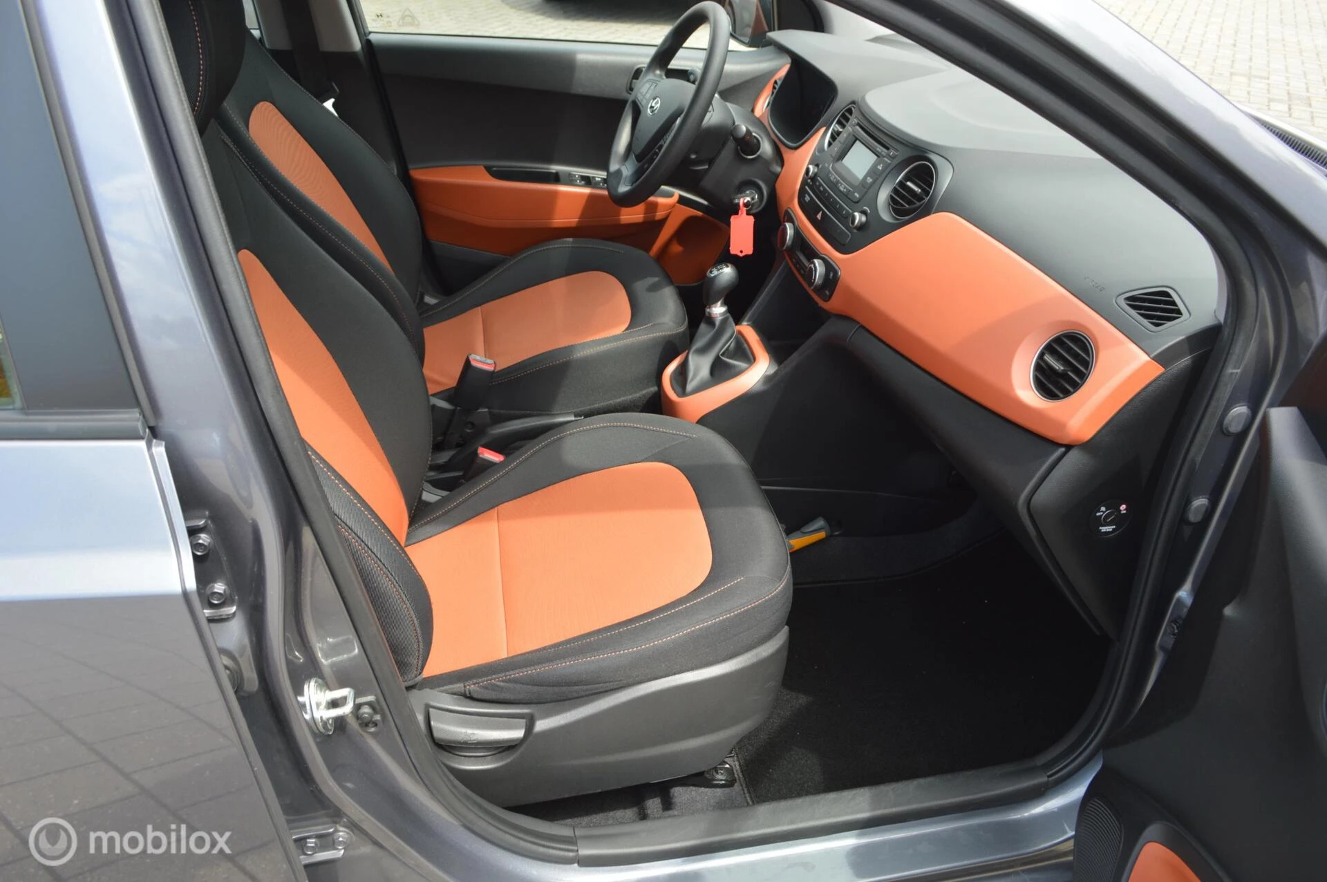 Hoofdafbeelding Hyundai i10