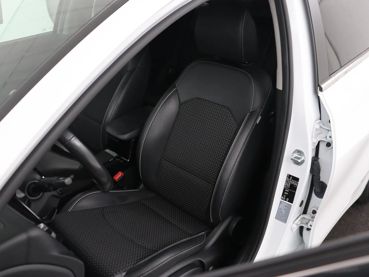 Hoofdafbeelding Kia Ceed