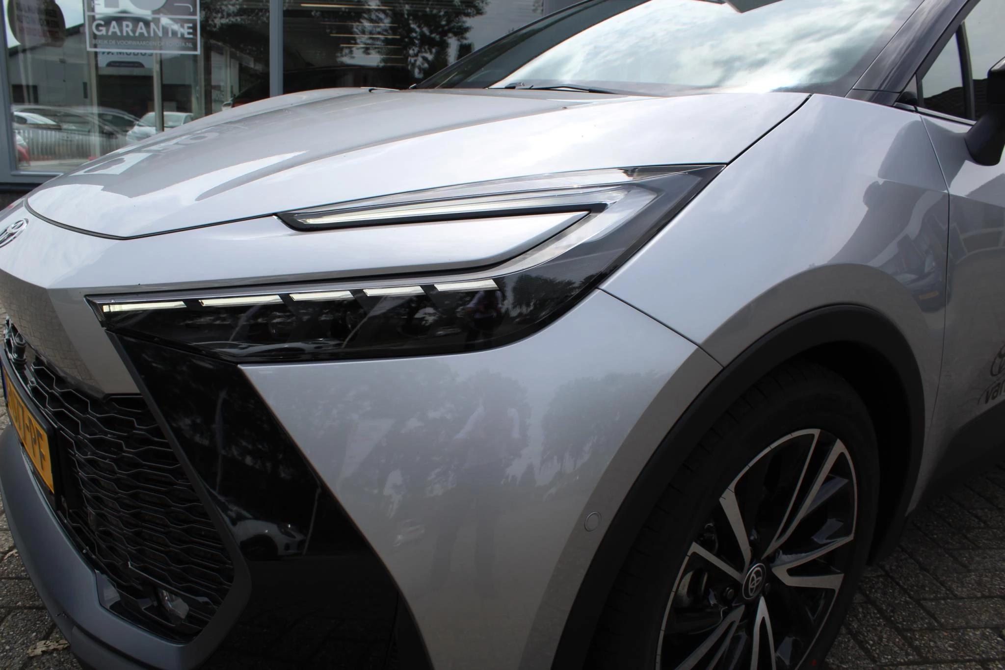 Hoofdafbeelding Toyota C-HR