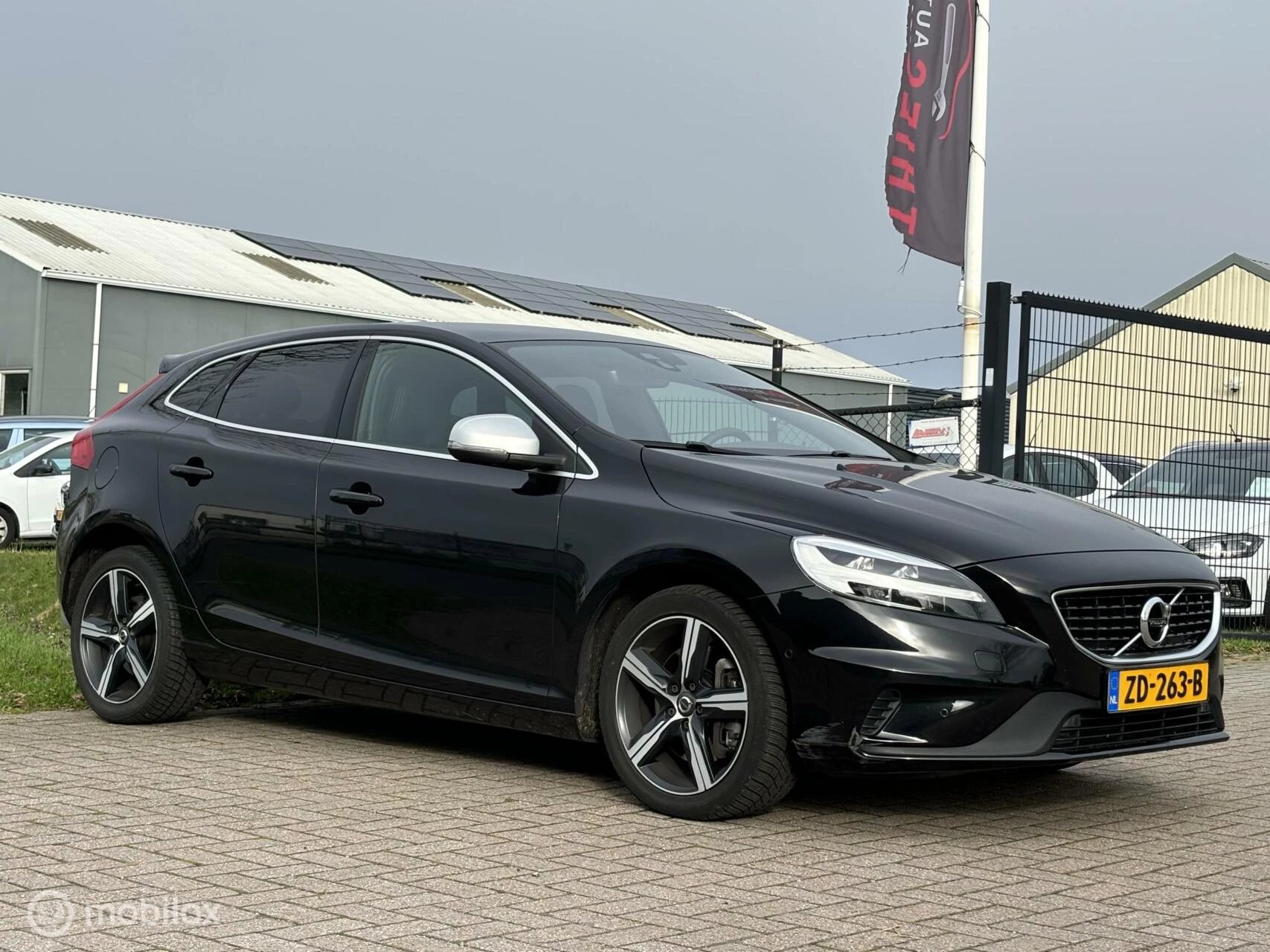 Hoofdafbeelding Volvo V40