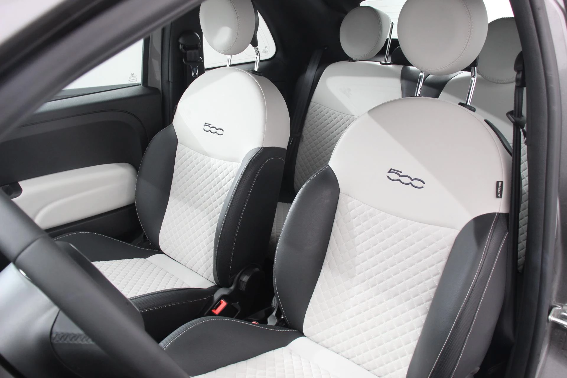 Hoofdafbeelding Fiat 500C