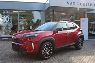 Toyota Yaris Cross 1.5 HYBRID GR-SPORT STOELVERW. KEYLESS DODEHOEK DETECTIE LED  LM-VELGEN
