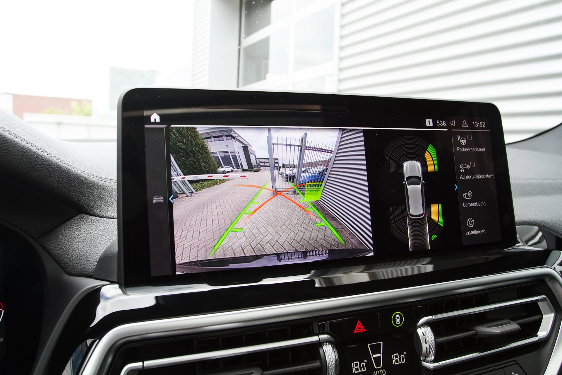 Hoofdafbeelding BMW iX3