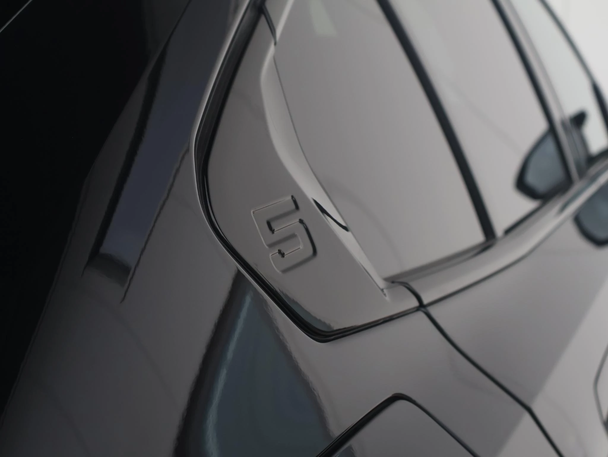 Hoofdafbeelding BMW i5