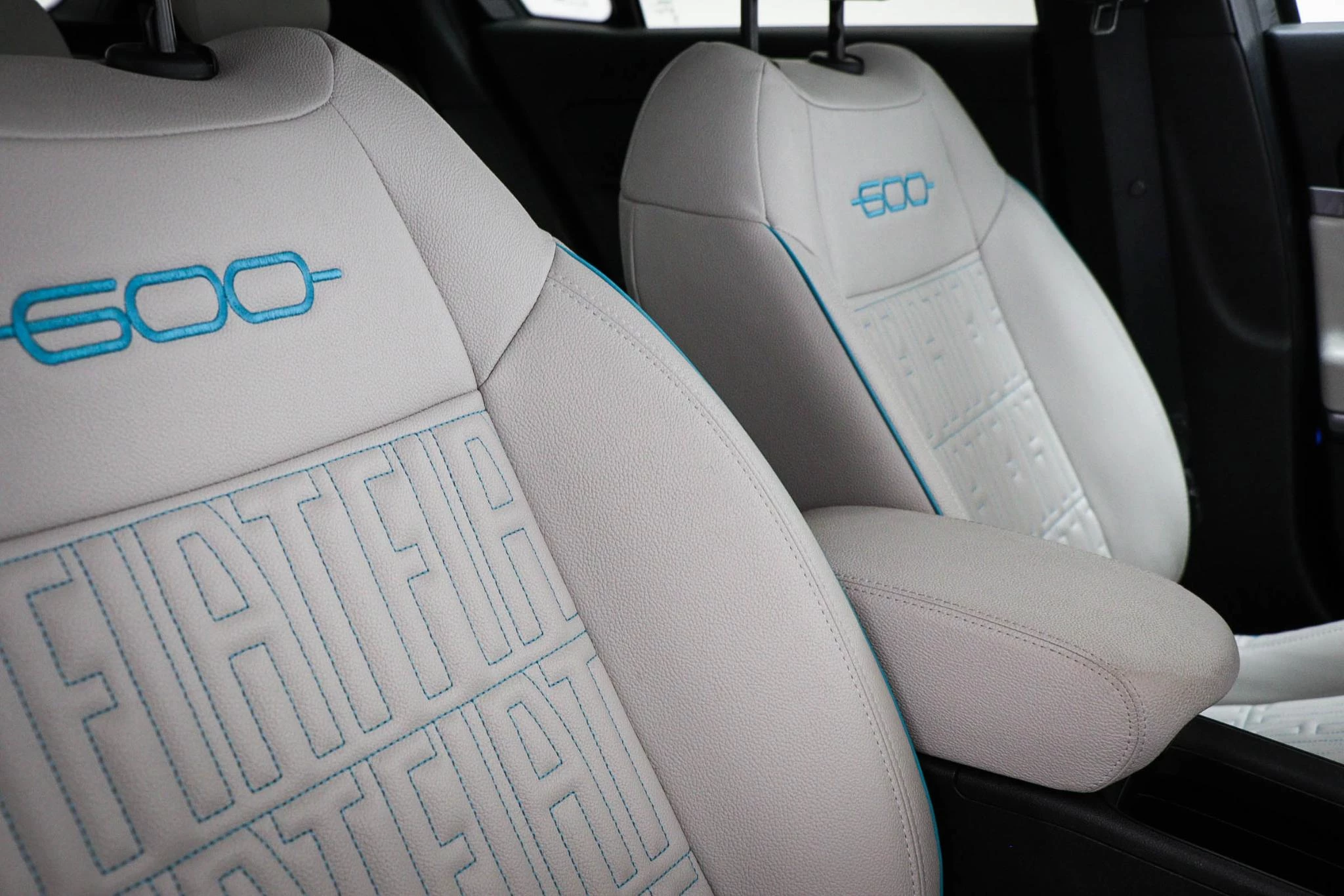 Hoofdafbeelding Fiat 600