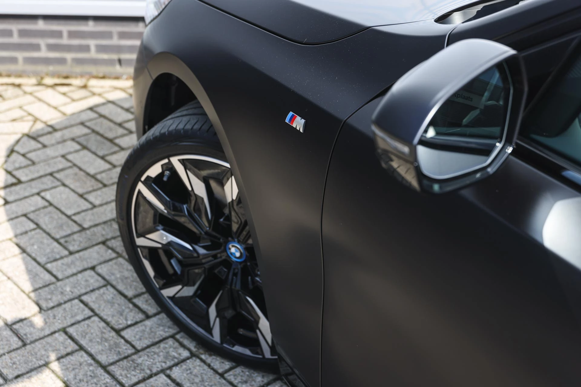 Hoofdafbeelding BMW i5