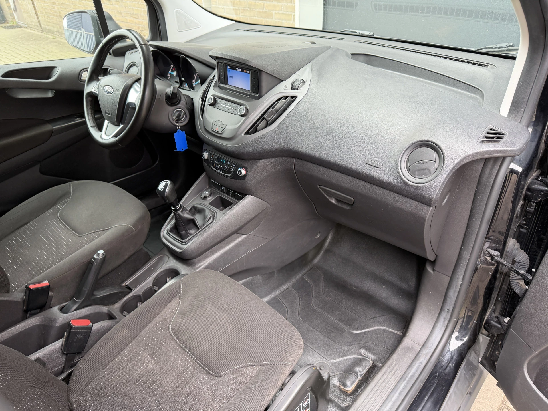 Hoofdafbeelding Ford Transit Courier