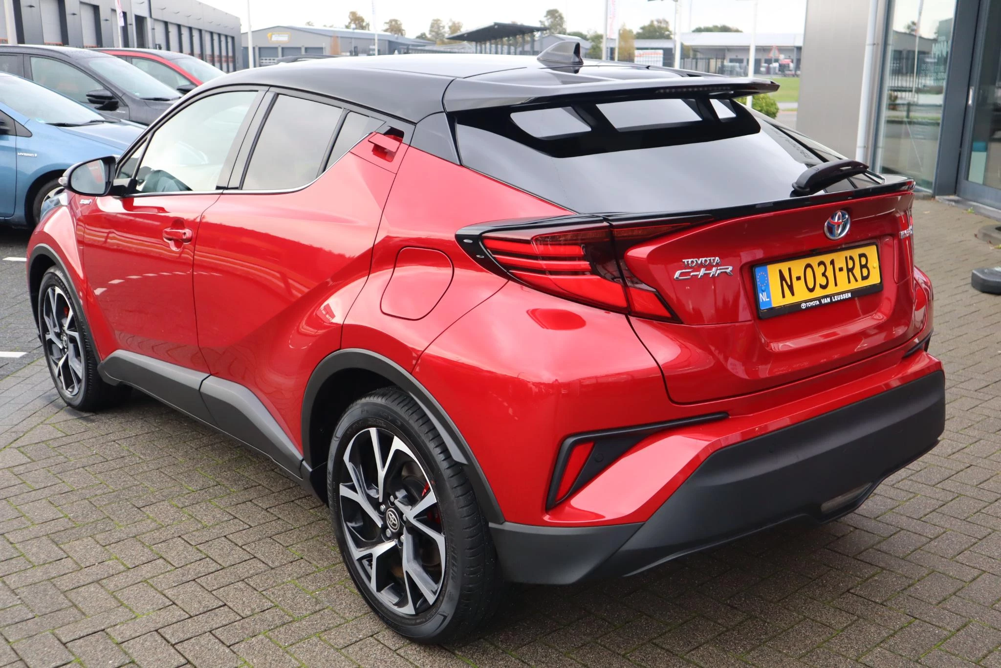 Hoofdafbeelding Toyota C-HR
