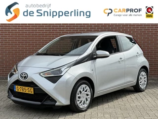 Hoofdafbeelding Toyota Aygo Toyota Aygo 1.0 VVT-i x-play AUTOMAAT CARPLAY CAMERA BLUETOOTH NL-AUTO