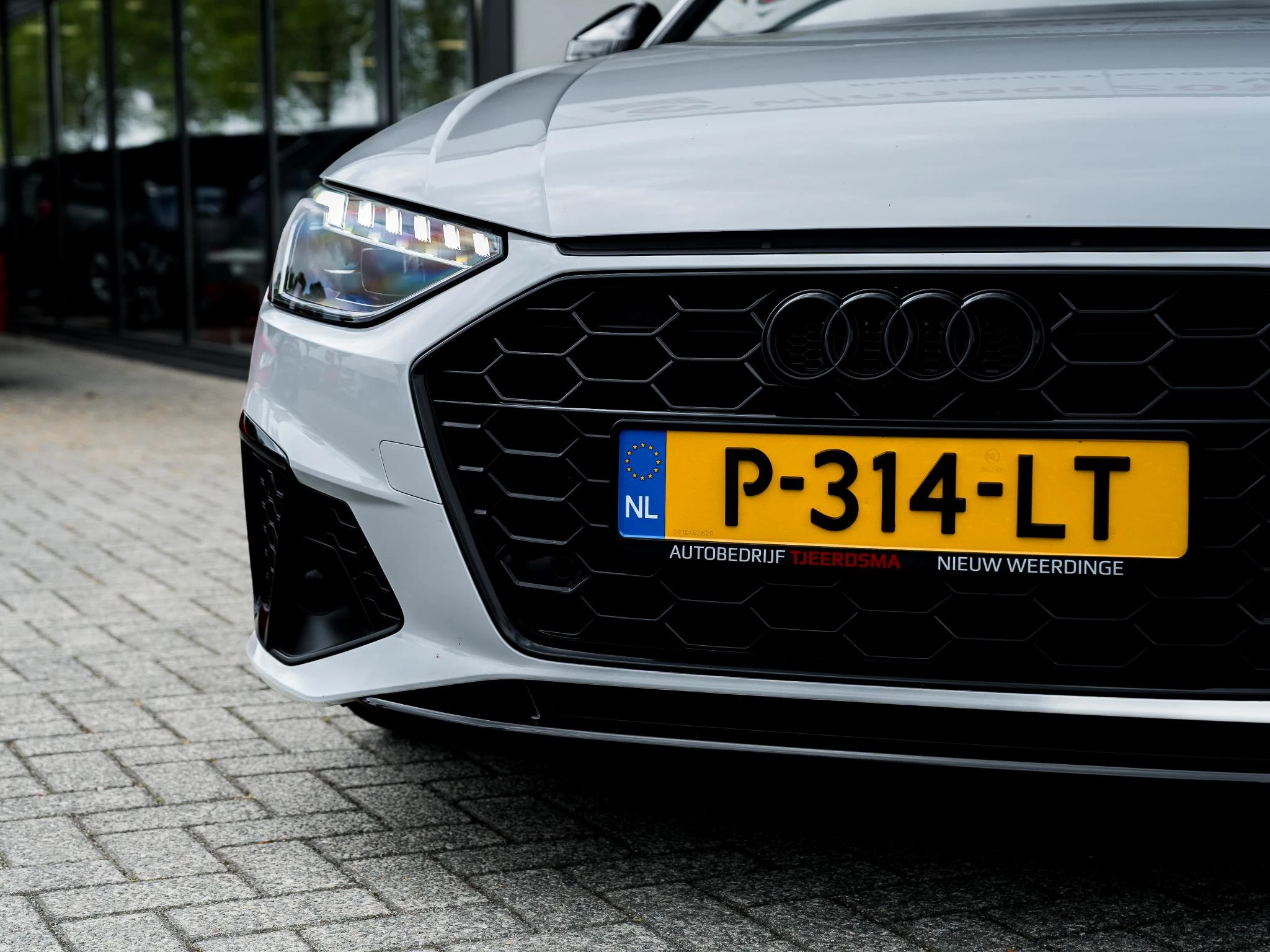 Hoofdafbeelding Audi A4