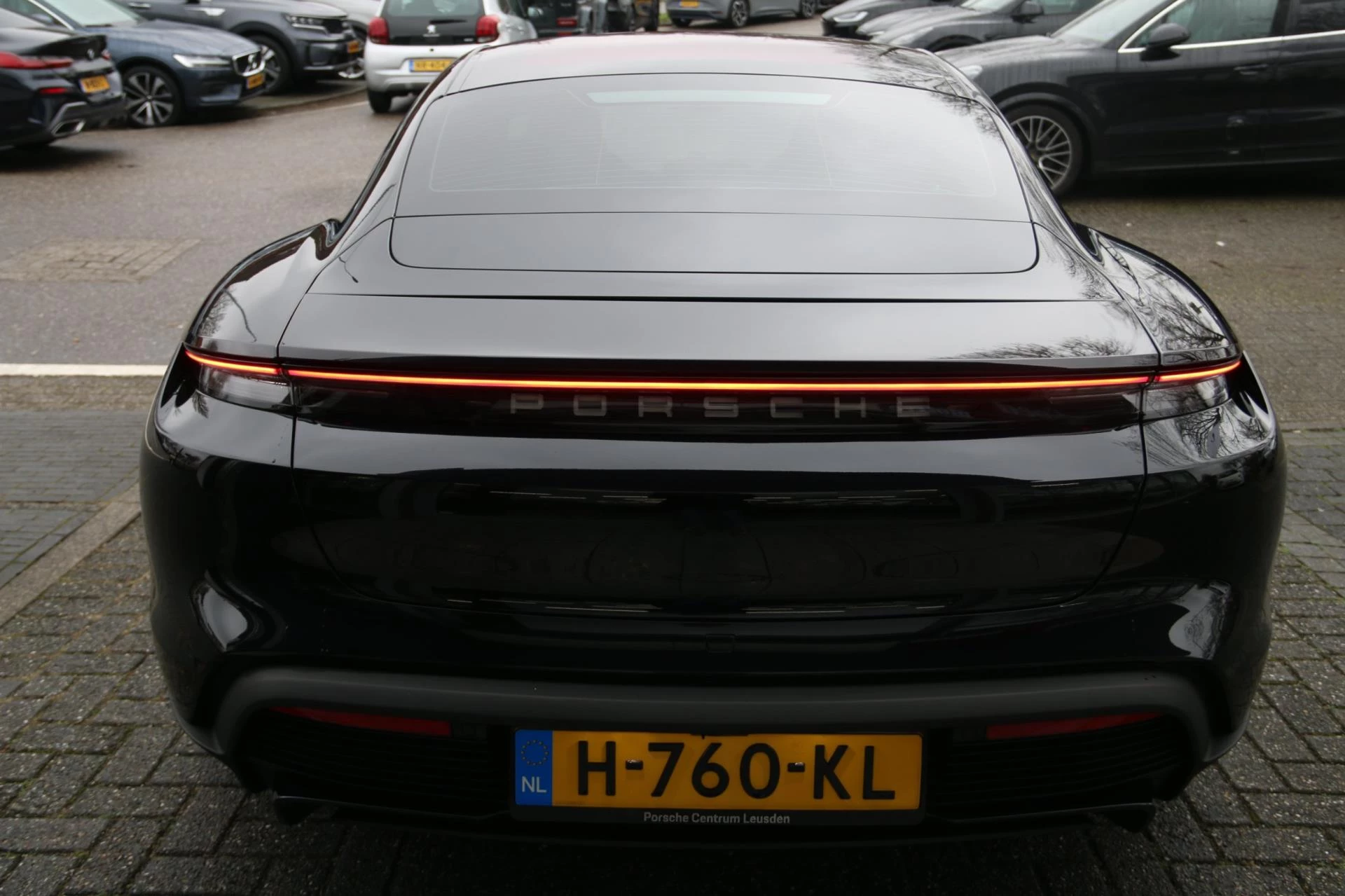 Hoofdafbeelding Porsche Taycan